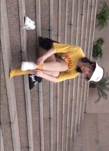 丽柜筱筱横屏首发【户外丝足】-97LZTD-2428