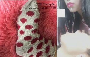 【兔粉粉女皇】口水加牛奶、外加两个月的袜子当贱狗的午餐-97LZTD-3040