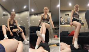 【妮妮】金发女神S-长靴高跟踩虐-白袜辱-97LZTD-32268