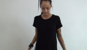Foot fetish beauties 冬靴踩踏脖子 身上跳 O-210-97LZTD-32282